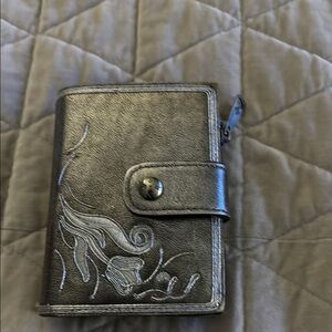 Patricia Nash Silver Wallet